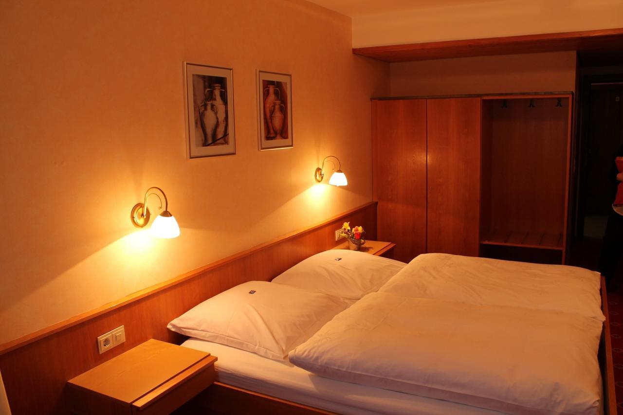 Hotel-Gasthof Zum Hirschen Durrwangen Habitación foto